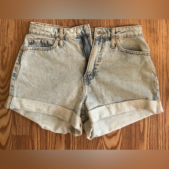 NWOT denim shorts - Picture 1 of 2